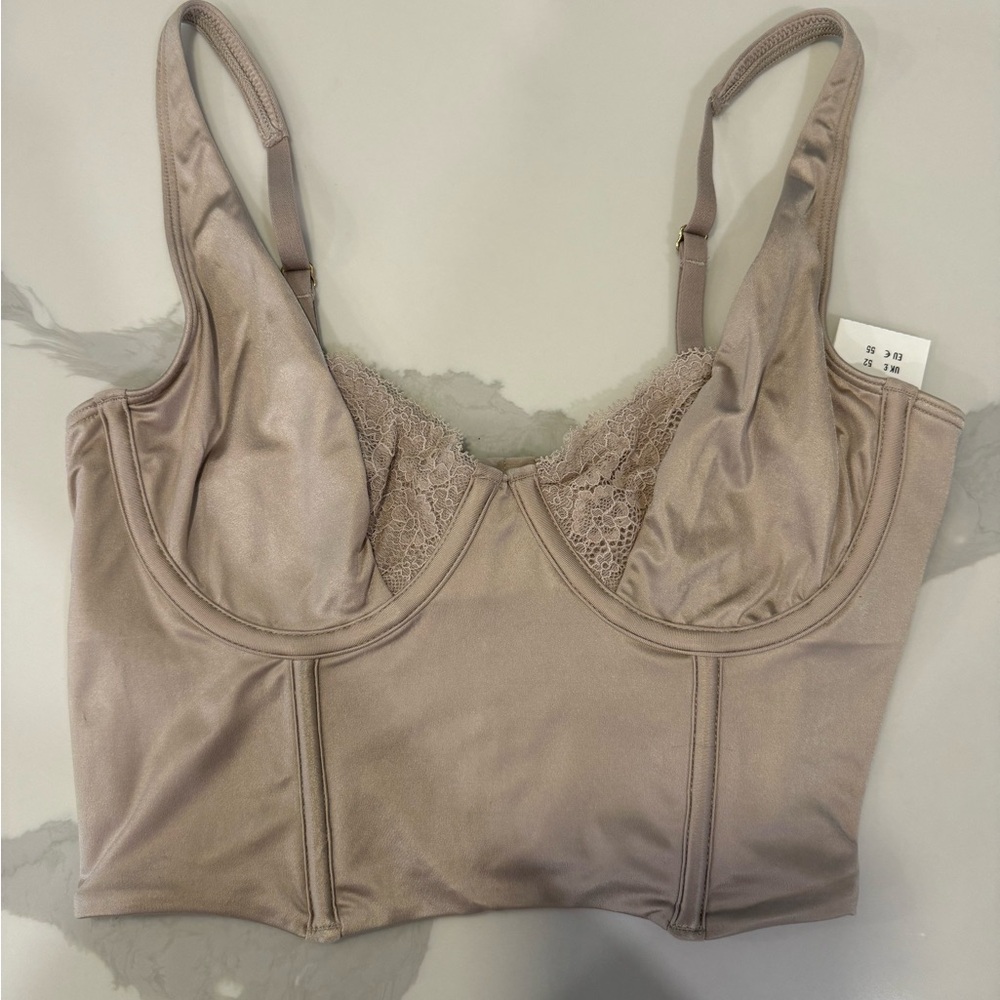 Abercrombie & Fitch Lace Detail Bra in Taupe